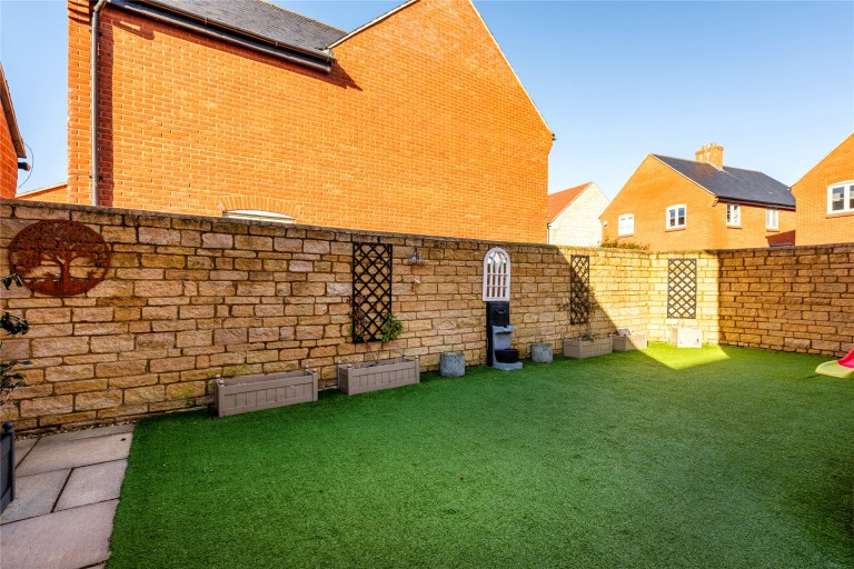 Images for River View, Old Stratford, MK19
