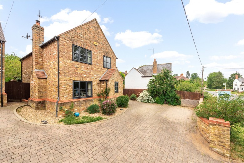 Click the photo for more details of Main Street, Beachampton, MK19