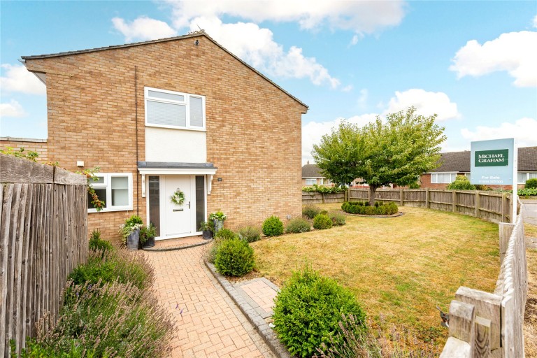 Images for High View, Deanshanger, MK19