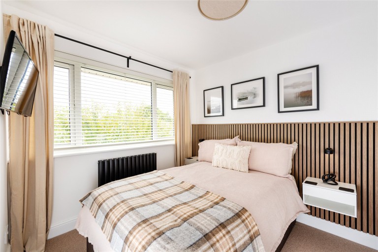 Images for High View, Deanshanger, MK19