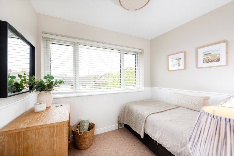 Images for High View, Deanshanger, MK19
