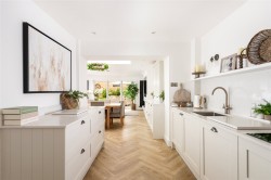 Images for High View, Deanshanger, MK19
