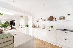 Images for High View, Deanshanger, MK19
