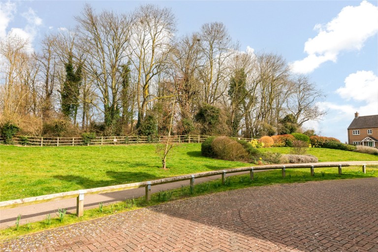 Images for Roman View, Deanshanger, MK19