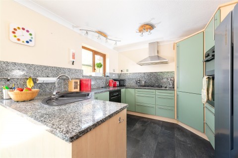 Click the photo for more details of Fortescue Drive, Shenley Church End, MK5