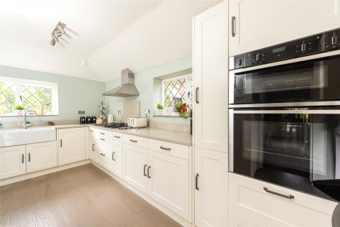 Click the photo for more details of Drayton Road, Newton Longville, MK17