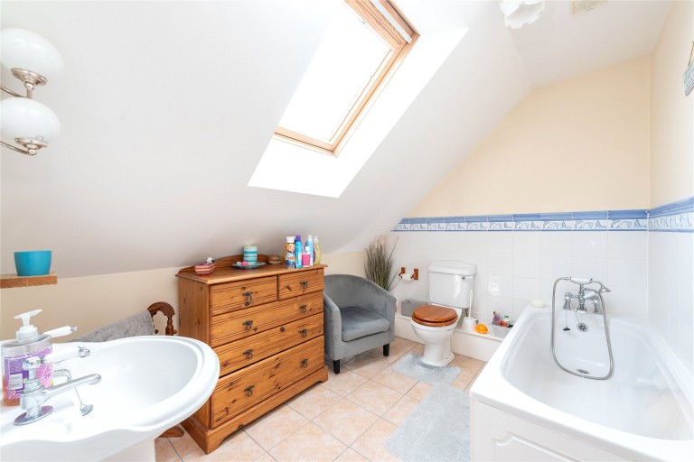 Images for Moorend Road, Yardley Gobion, NN12