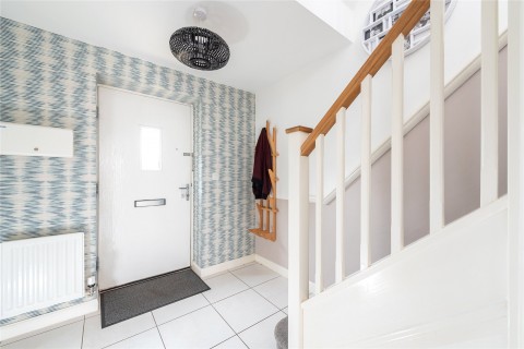 Click the photo for more details of Barrosa Way, Whitehouse, MK8