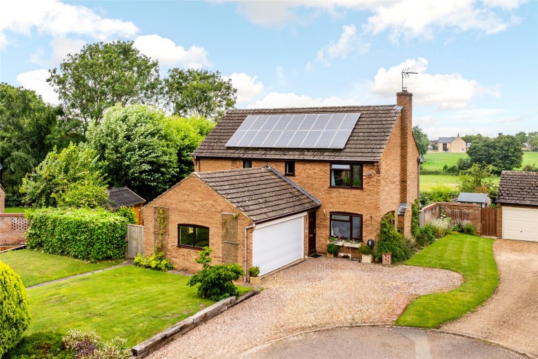 Click the photo for more details of The Woodlands, Silverstone, NN12