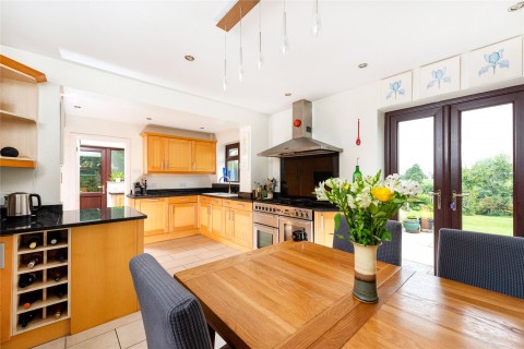 Click the photo for more details of The Woodlands, Silverstone, NN12
