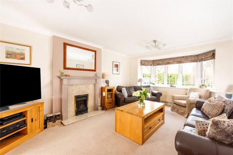 Click the photo for more details of Belle Baulk, Towcester, NN12