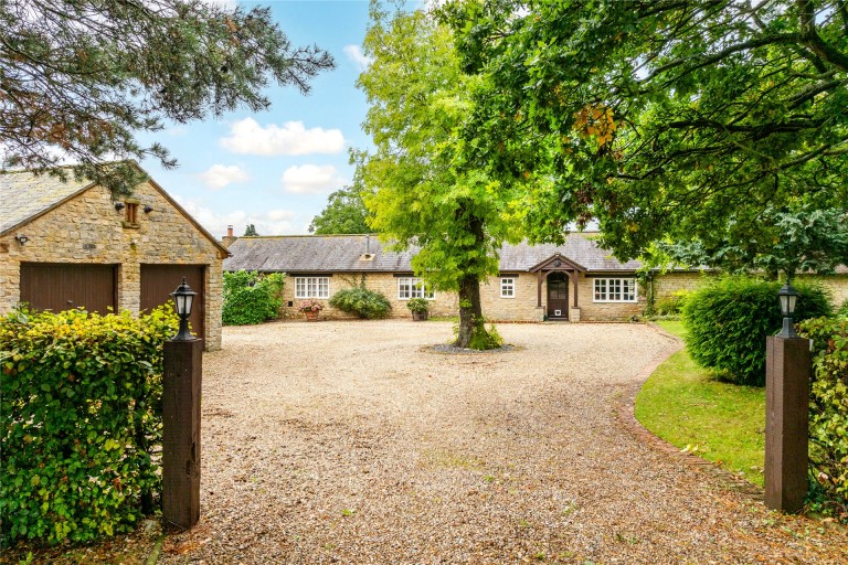 Images for Alderton, Towcester, NN12