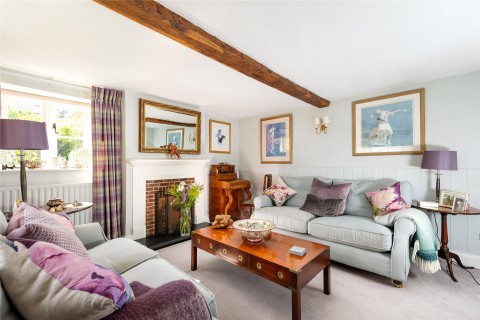 Click the photo for more details of The Green, Abthorpe, NN12