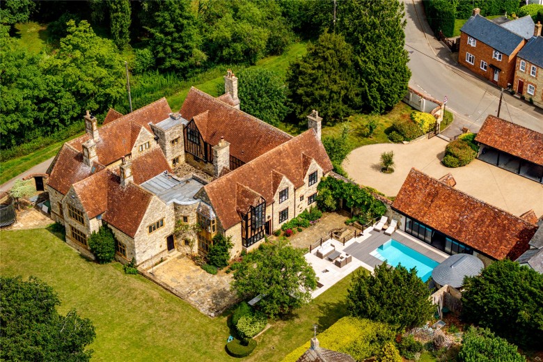 Click the photo for more details of Bell Lane, Syresham, NN13