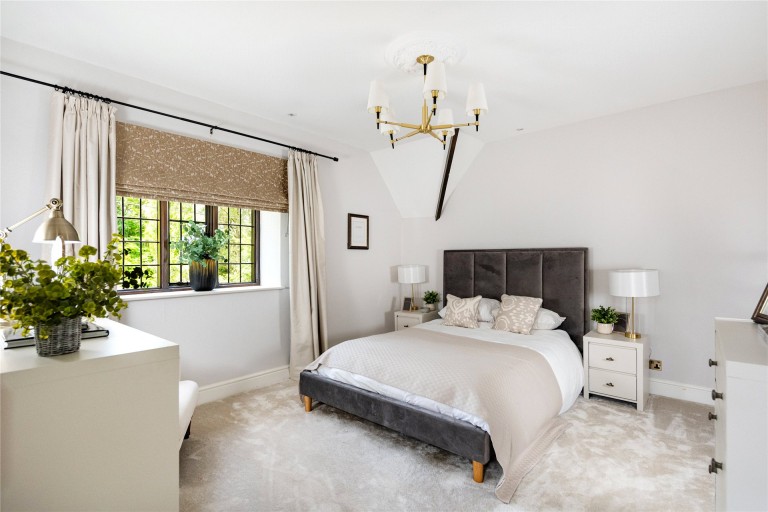 Images for Bell Lane, Syresham, NN13