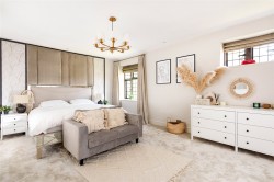 Images for Bell Lane, Syresham, NN13