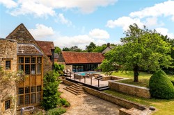 Images for Bell Lane, Syresham, NN13