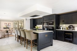 Images for Bell Lane, Syresham, NN13