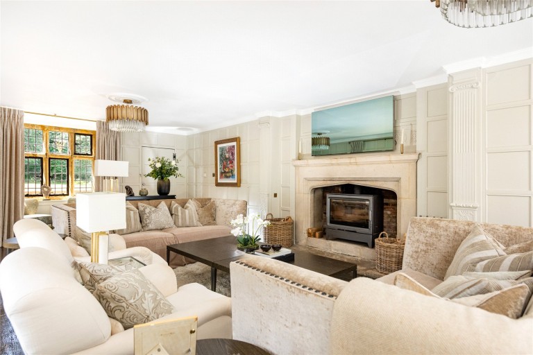 Images for Bell Lane, Syresham, NN13