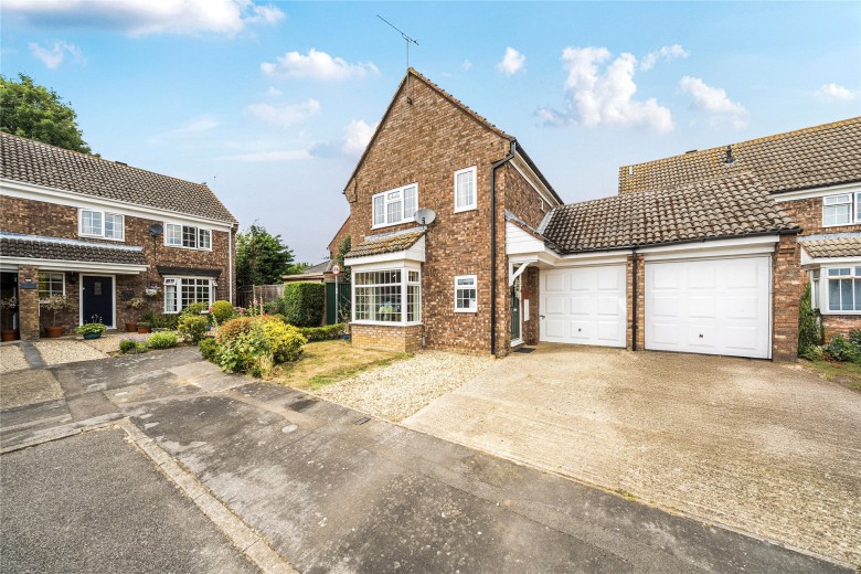 Click the photo for more details of Falcon View, Greens Norton, NN12