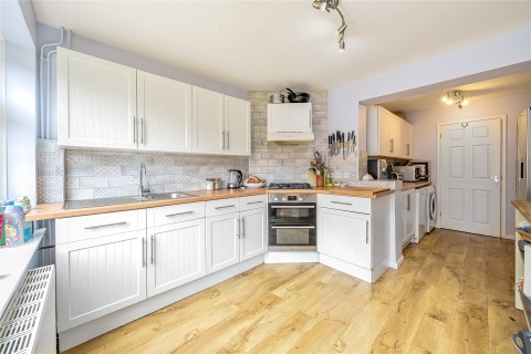 Click the photo for more details of Falcon View, Greens Norton, NN12