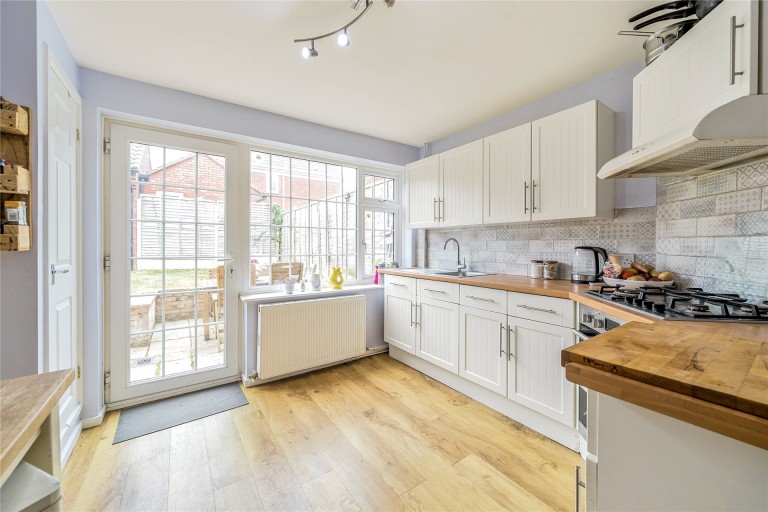 Images for Falcon View, Greens Norton, NN12