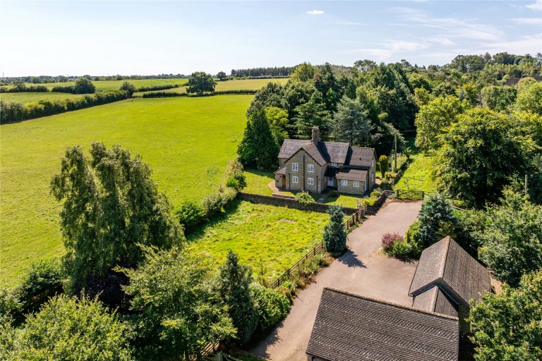 Images for Heathencote, Towcester, NN12