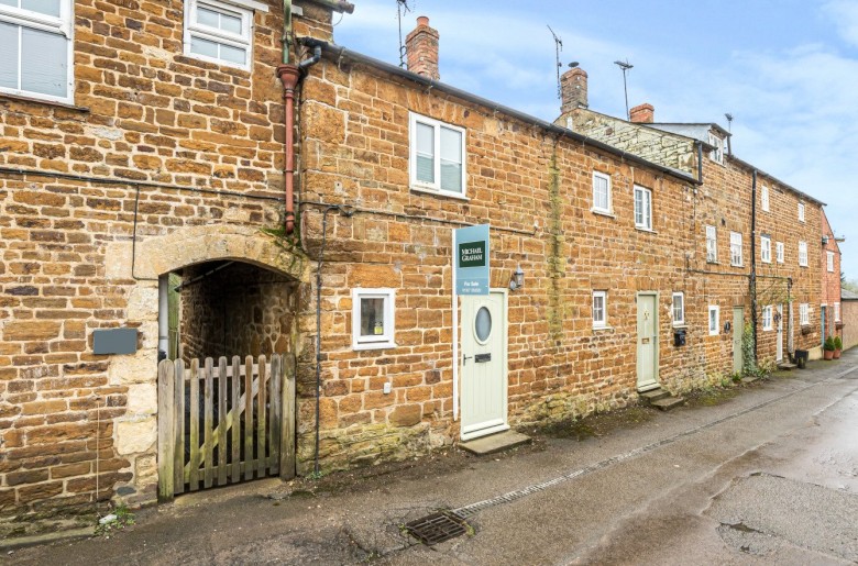 Click the photo for more details of Old School Lane, Blakesley, NN12
