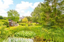 Images for Willow End, Dodford, NN7