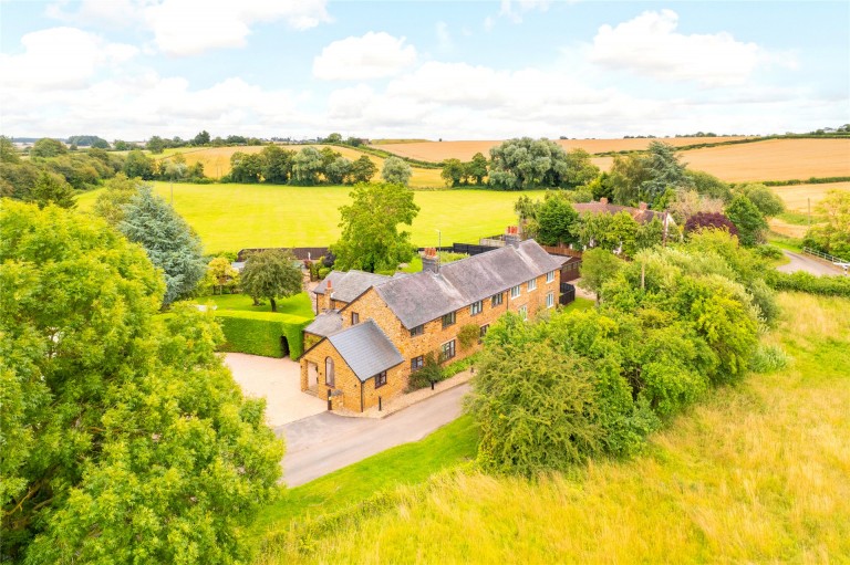 Images for Willow End, Dodford, NN7