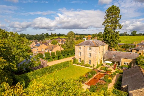 Click the photo for more details of Rookery Lane, Stoke Bruerne, NN12