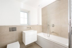 Images for Queen Street, Weedon, NN7
