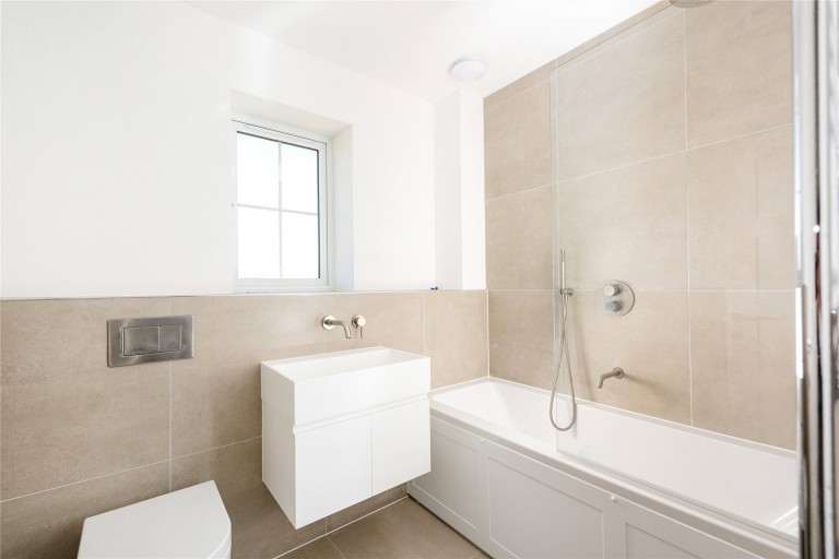 Images for Queen Street, Weedon, NN7