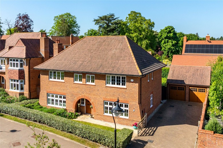 Click the photo for more details of Sharpe Street, Burcote Park, NN12