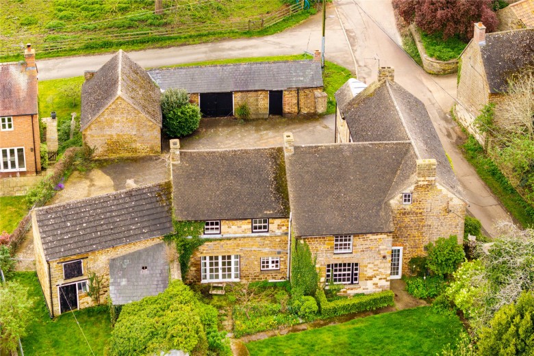 Click the photo for more details of Manor Road, Grimscote, NN12