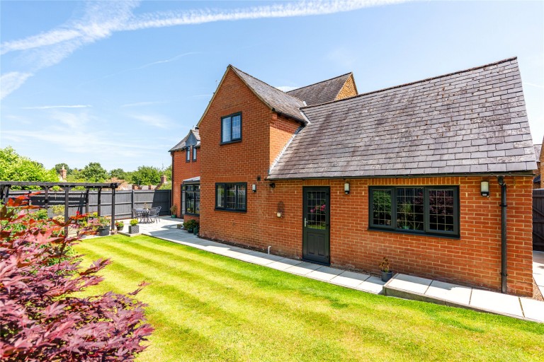 Images for Buswell Close, Weedon, NN7