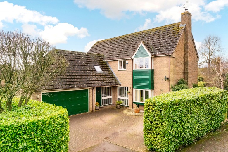 Click the photo for more details of The Paddock, Lois Weedon, NN12