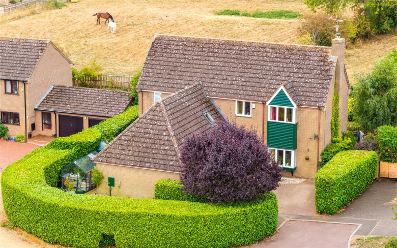 Click the photo for more details of The Paddock, Lois Weedon, NN12
