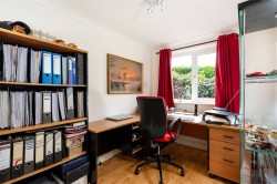 Images for The Paddock, Lois Weedon, NN12