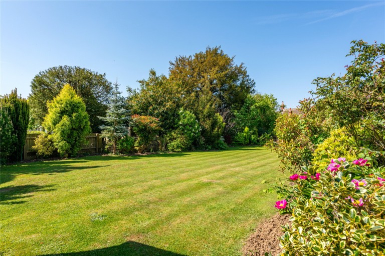 Images for Silver Street, Chacombe, OX17