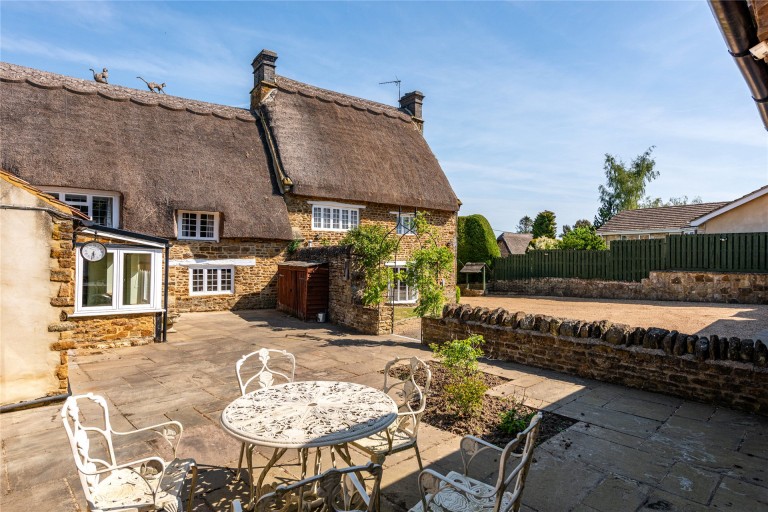 Images for Silver Street, Chacombe, OX17