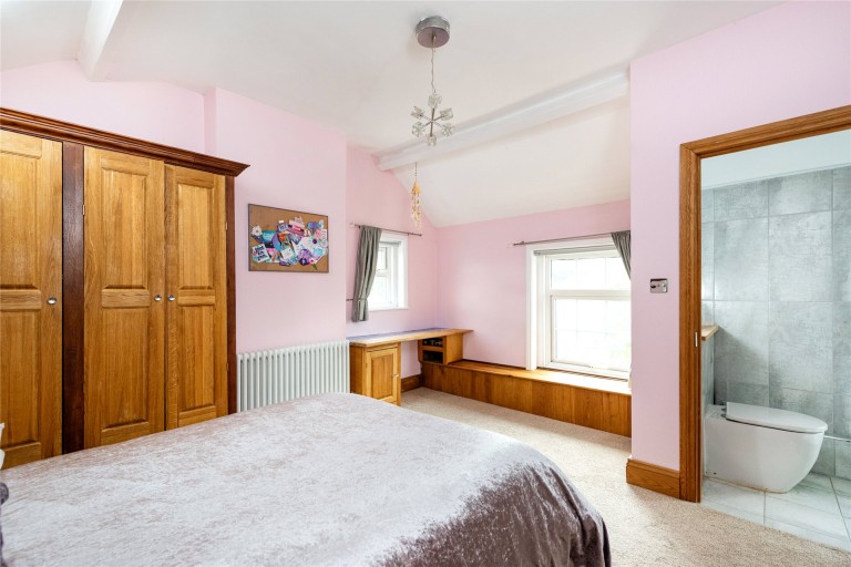 Images for High Street, Greens Norton, NN12