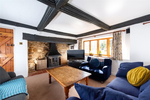 Click the photo for more details of Oak Street, Weedon, NN7