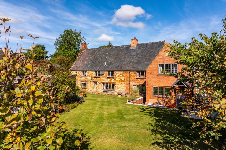 Images for Oak Street, Weedon, NN7