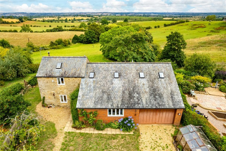 Images for Deans Row, Gayton, NN7