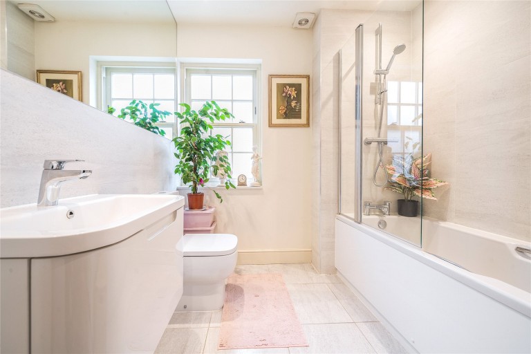 Images for Moat Lane, Towcester, NN12