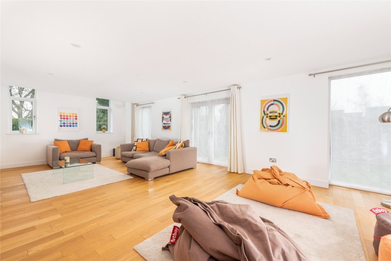 Images for Croft Lane, Roade, NN7