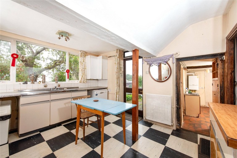 Images for Deans Row, Gayton, NN7