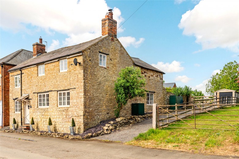 Click the photo for more details of Caldecote, Towcester, NN12