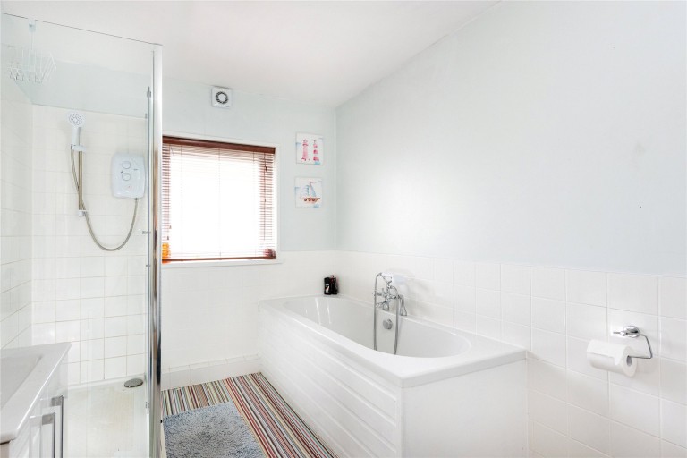 Images for Croft Way, Weedon, NN7